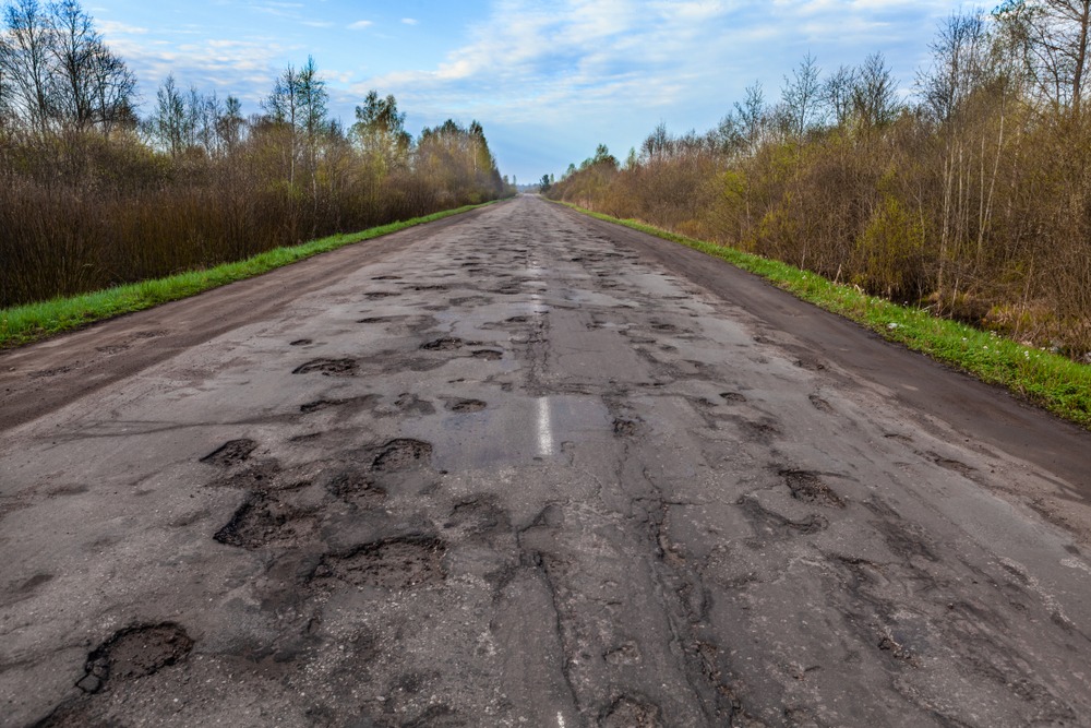 Defective roadways are one of America's top causes of car accidents. If you've been in a car accident, it is time to talk to a lawyer for defective roadway design, construction, and maintenance in Florida from Winston Law Firm.